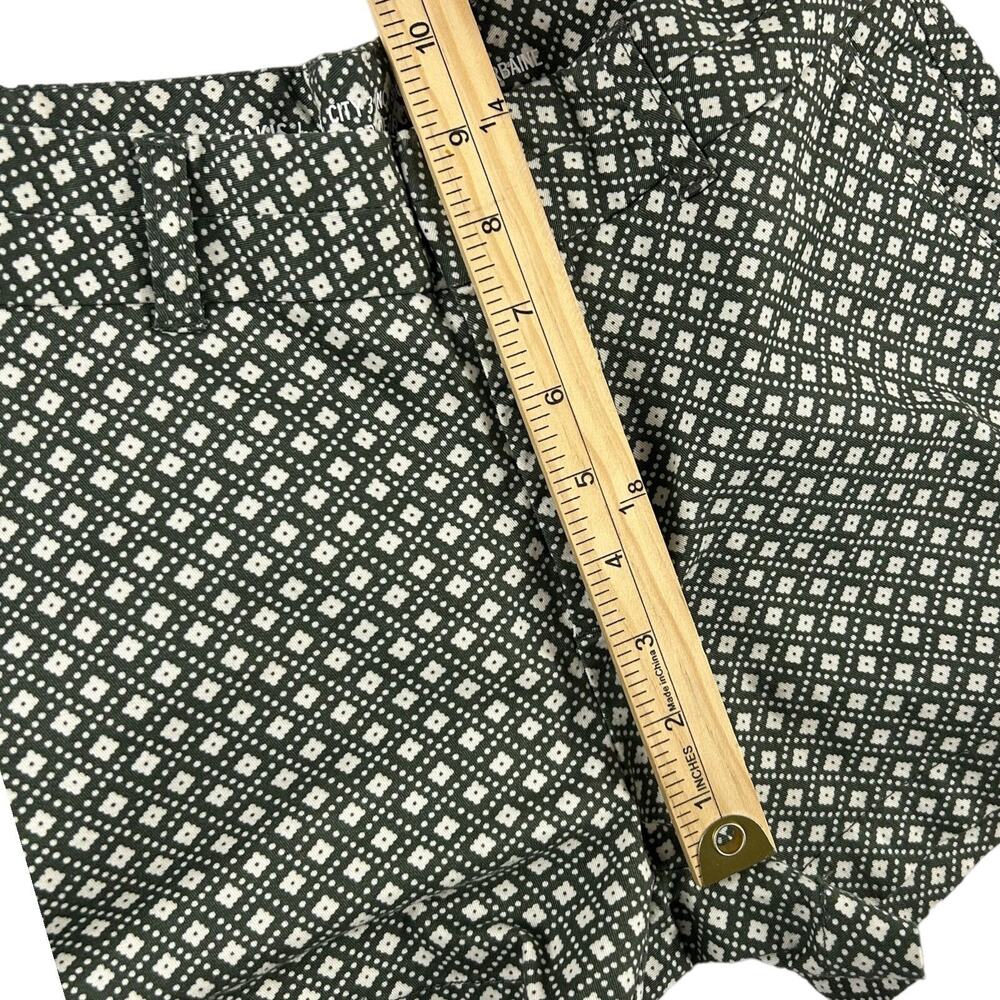 Khakis by Gap Shorts Green White Geometric Flower Floral City 3” Cotton Spandex - Picture 4 of 10